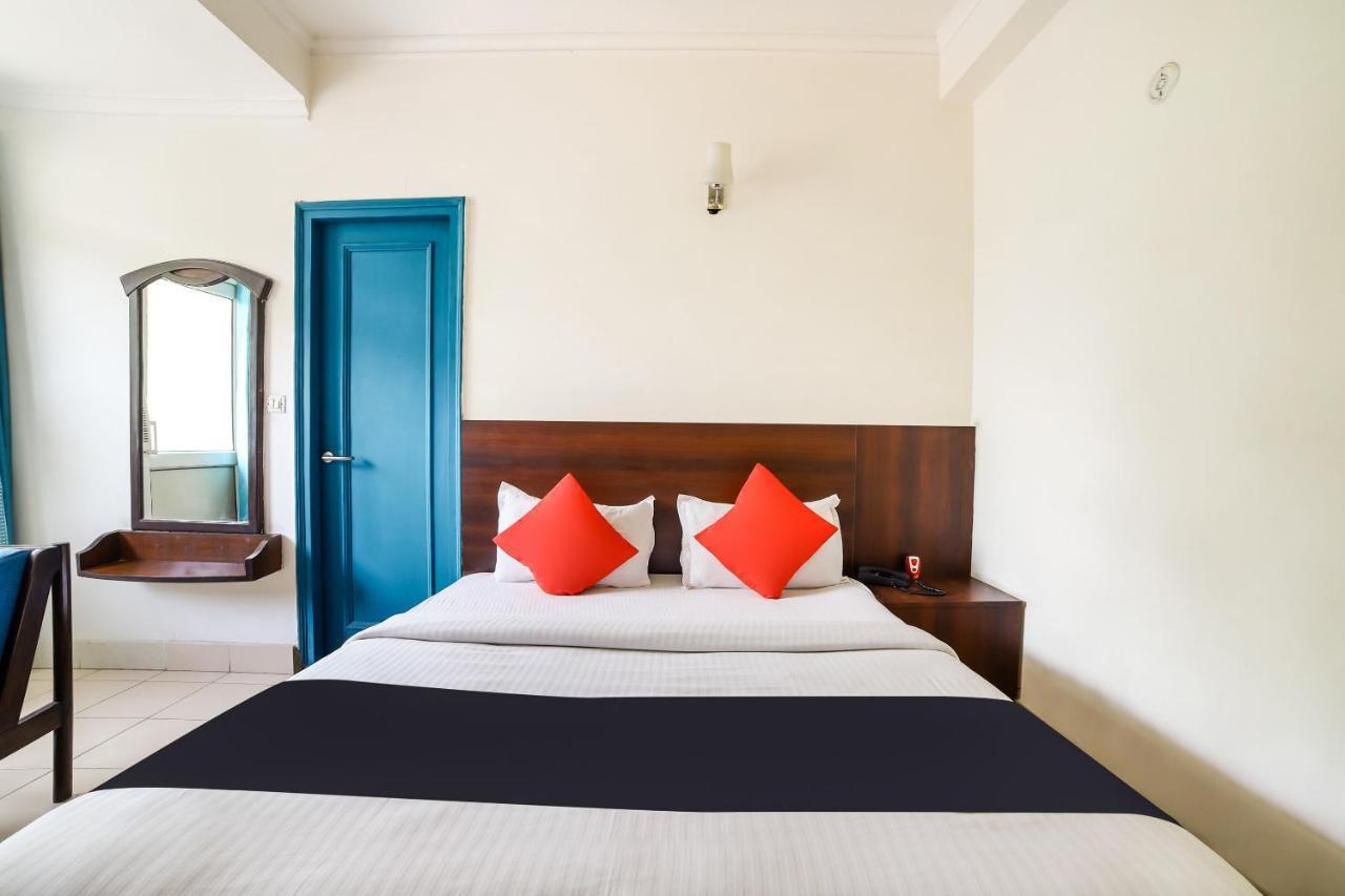 Capital O 48354 The Nest New Delhi Ngoại thất bức ảnh