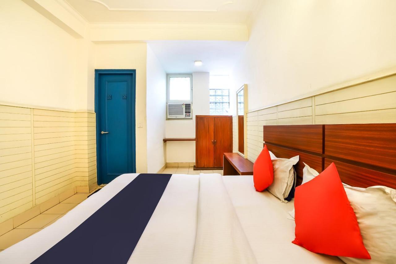 Capital O 48354 The Nest New Delhi Ngoại thất bức ảnh