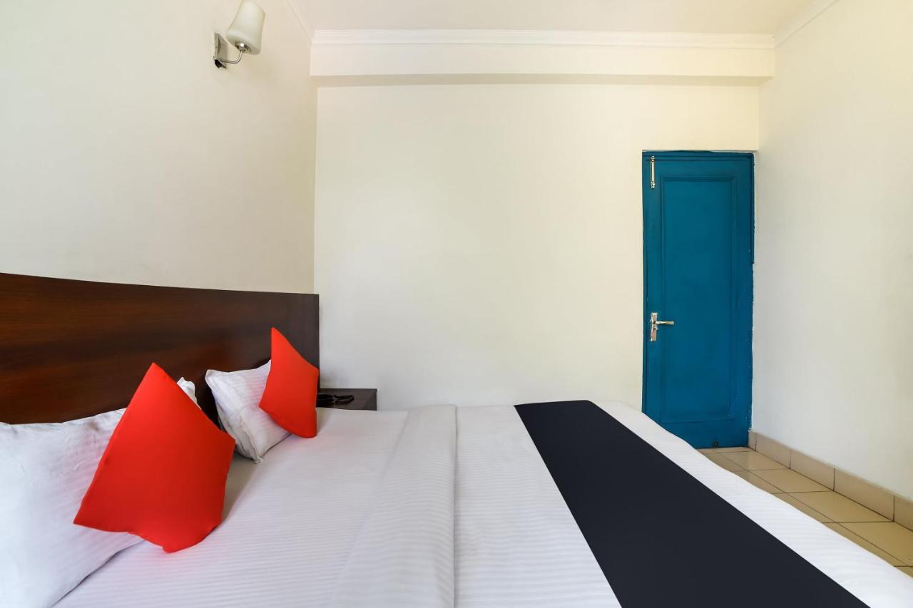 Capital O 48354 The Nest New Delhi Ngoại thất bức ảnh